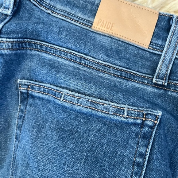 Paige Cindy Crop destructed denim  Jeans in size 26 - Picture 2 of 5